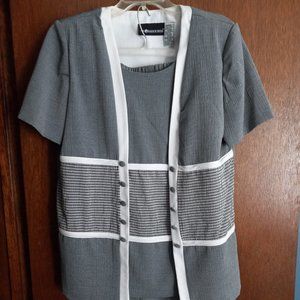 Sag Harbor Pant Suit Size 12